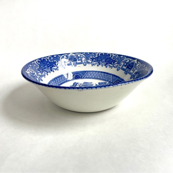 Old Willow English Ironstone Bowl Staffordshire England Blue White - Picture 6 of 6